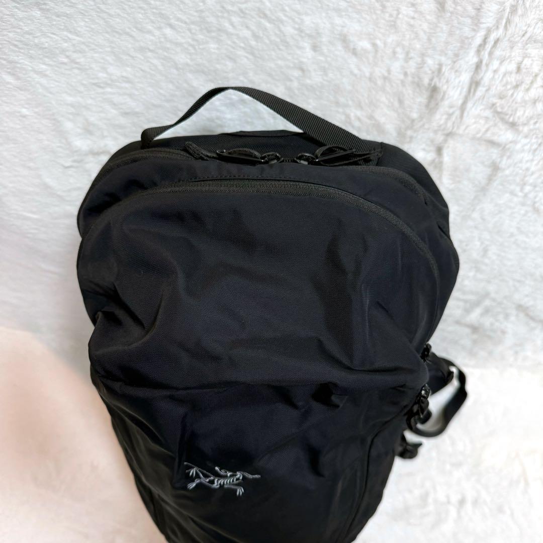 【極美品】希少　アークテリクス マンティス 26 リュック 廃盤品 ブラック 黒