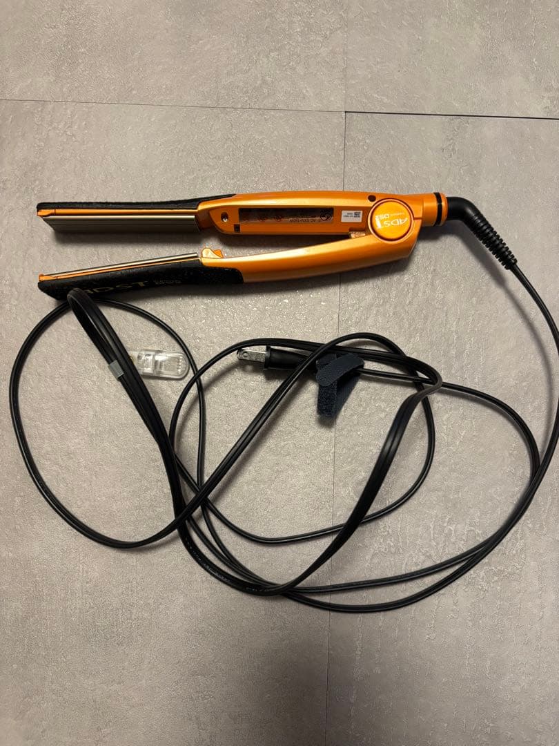 ADST ヘアアイロン