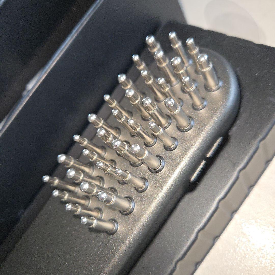 SALONIA サロニア　EMS　リフトブラシ 3Dケア