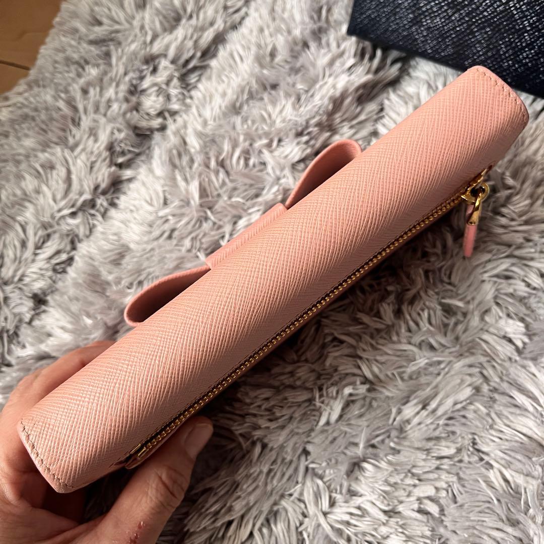 極美品✨PRADA サフィアーノ　フィオッコ　メタルロゴ　長財布　ピンク