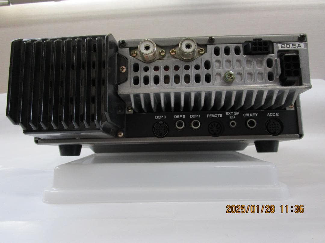 KENWOOD TS-690S HF/50MHz帯オールモードトランシーバー