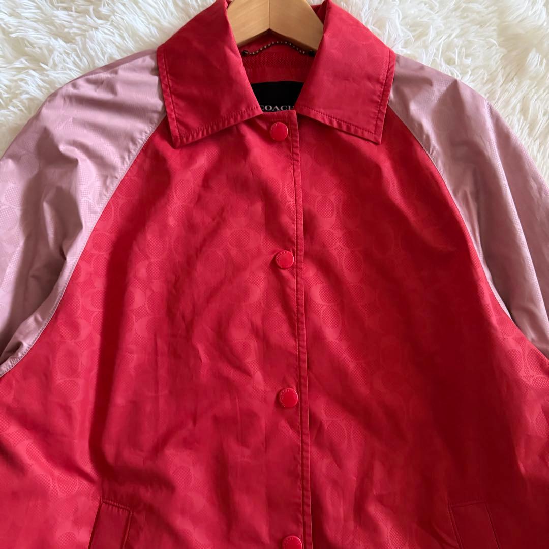 【未使用に近い】コーチ　スカジャン　シグネチャー　バイカラー　赤色　M