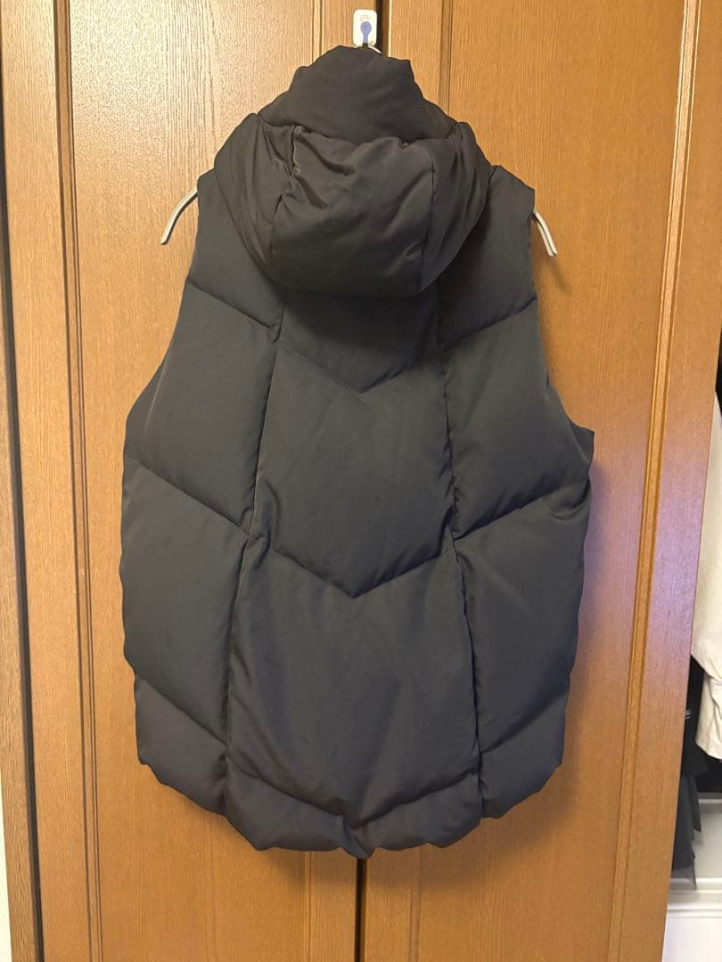 ヤマダヤ　CLOVE ソフトツイルダウンベスト