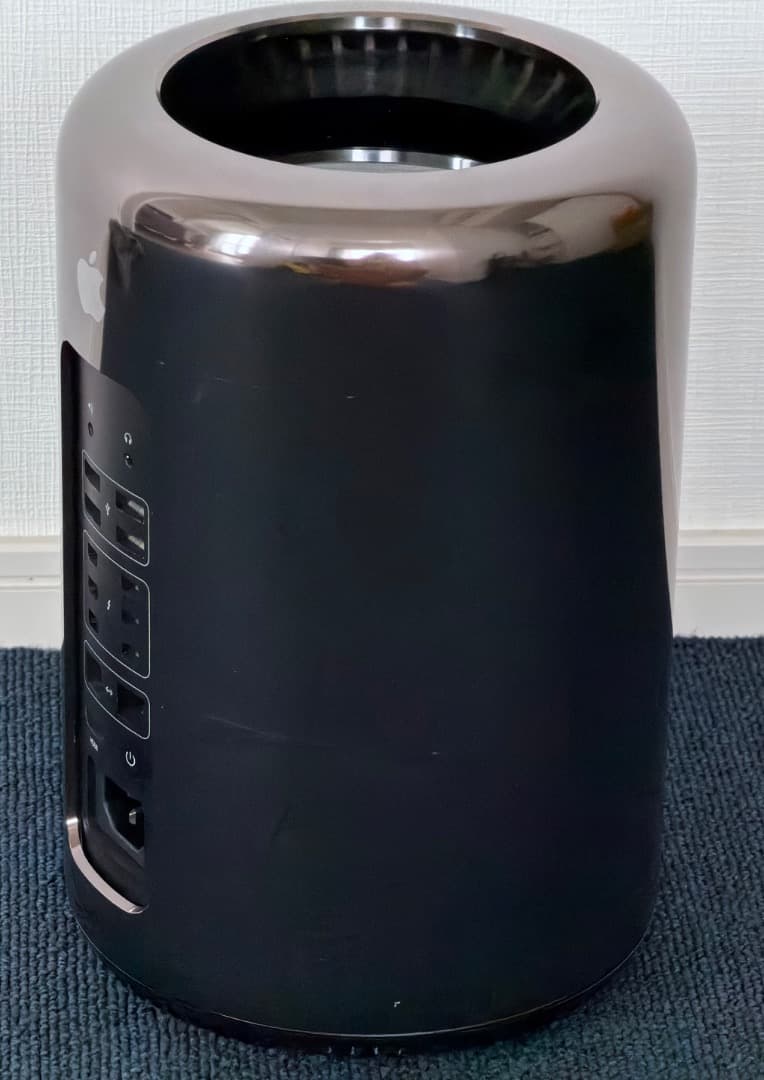 Apple Mac Pro 2013 12コア / 64GB / 500GB