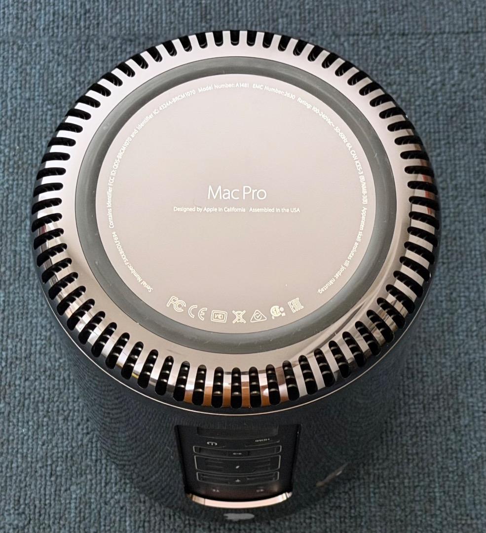 Apple Mac Pro 2013 12コア / 64GB / 500GB