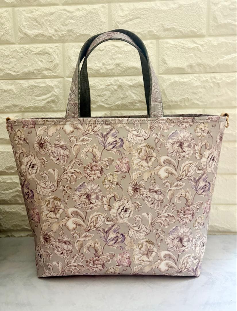 Milk tea様　ハンドメイド　リバティ　バッグ　オーダーページ