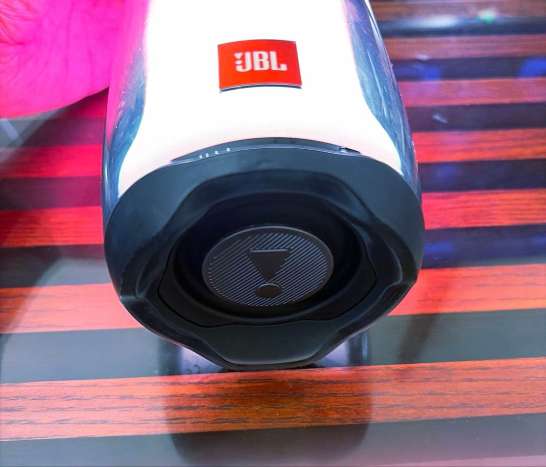 JBL PULSE 4 Bluetoothスピーカー LED 防水 美品①