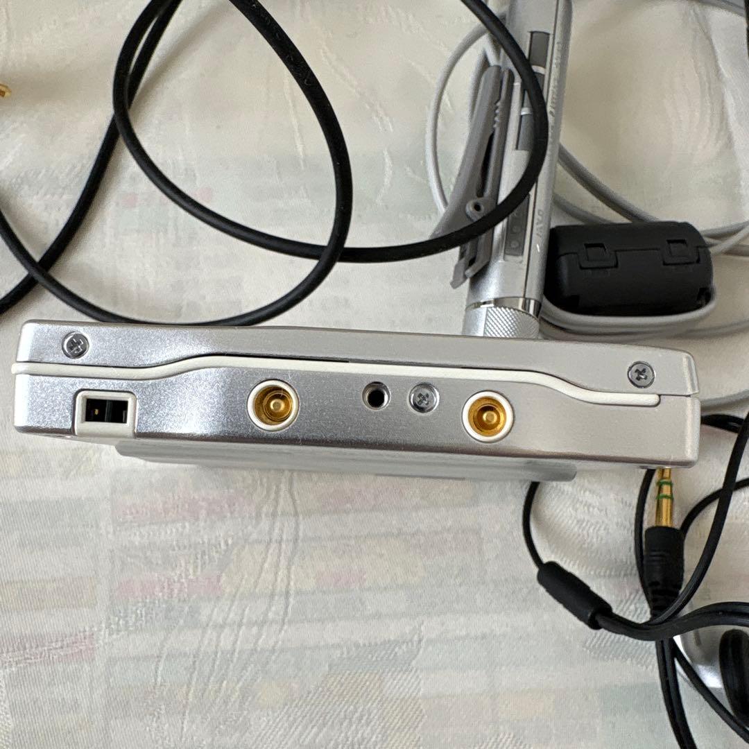 美品　SONY MDウォークマン MZ-E720 完動品