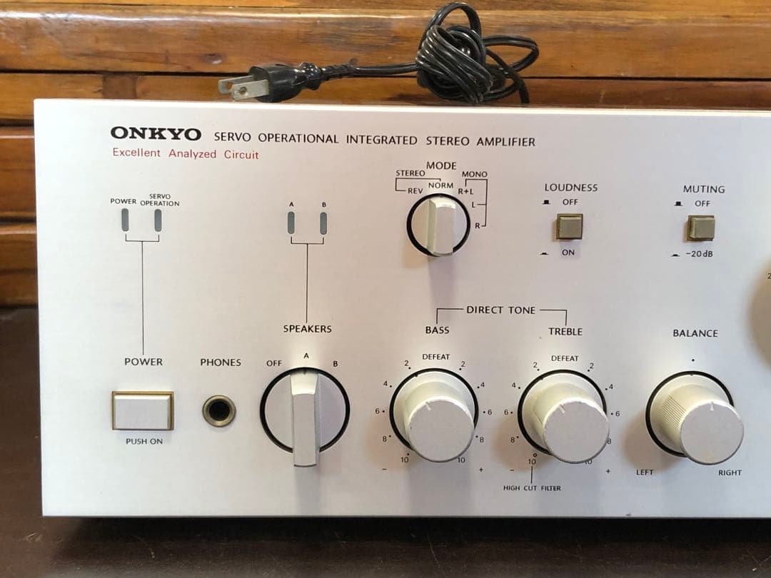 再値下しますONKYO プリメインアンプ インテグラA-817 美品　昭和の名機