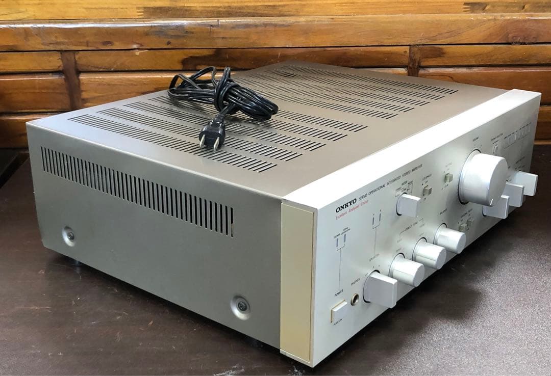 再値下しますONKYO プリメインアンプ インテグラA-817 美品　昭和の名機