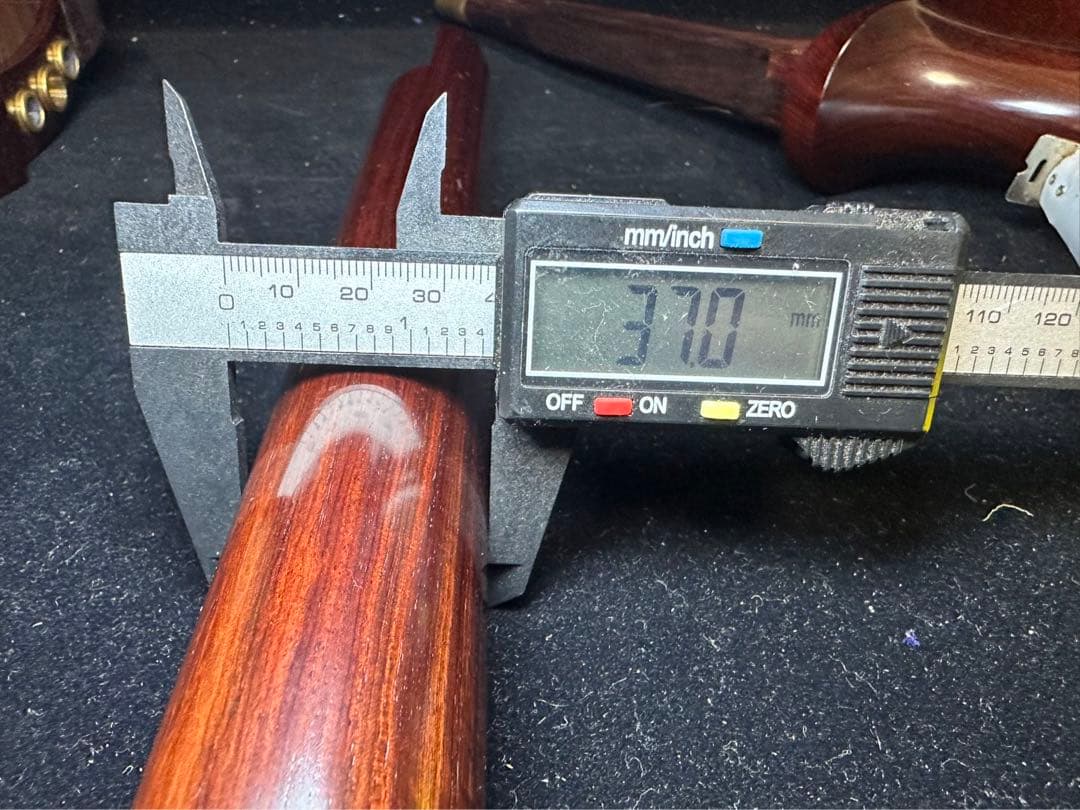 津軽三味線 太棹　紅木　紫檀　 弦楽器