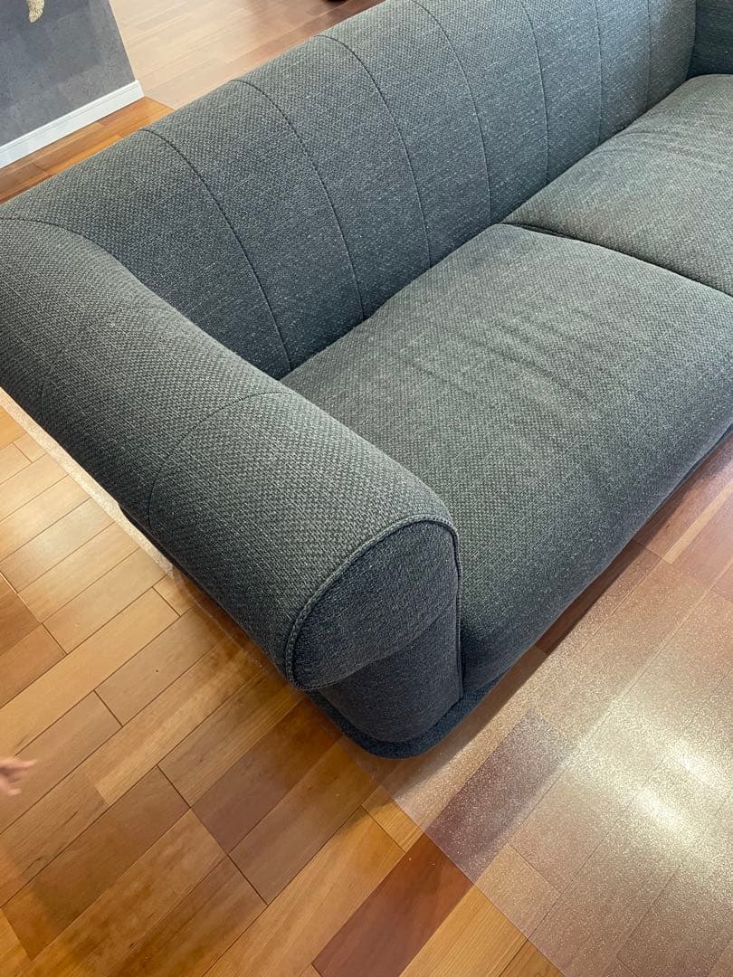 IKEAグレー ファブリック 3人掛けソファ