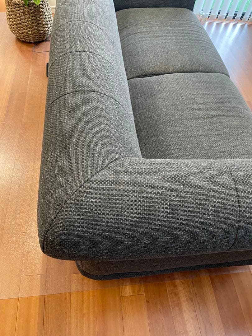 IKEAグレー ファブリック 3人掛けソファ