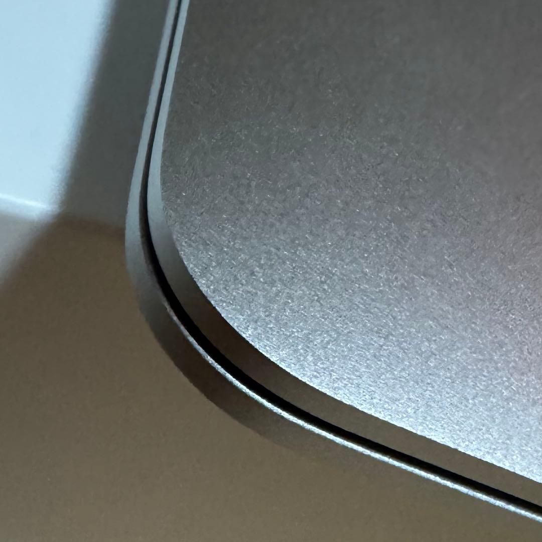 MacBook Air M1 8GB 256GB バッテリー99% 保護シール付
