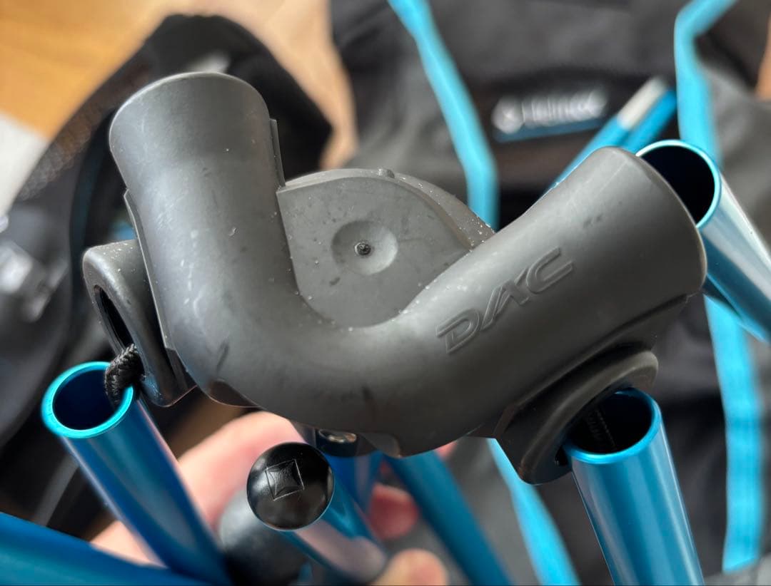 ヘリノックス タクティカル　チェアツー ブラック　ブルー