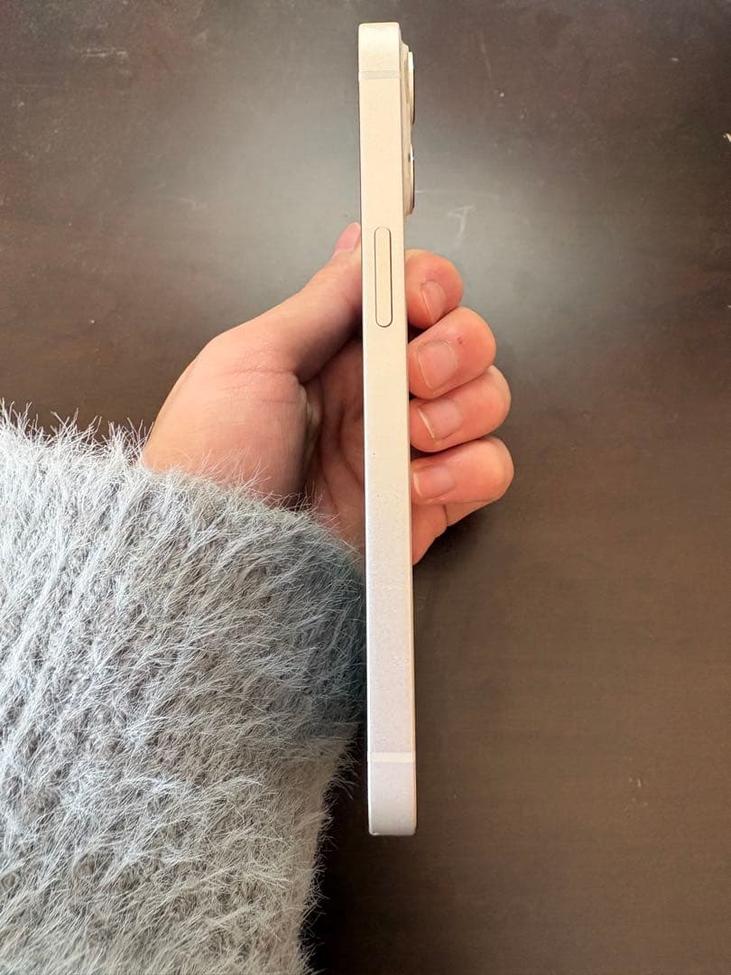 iPhone13 256GB スターライト SIMロックなし