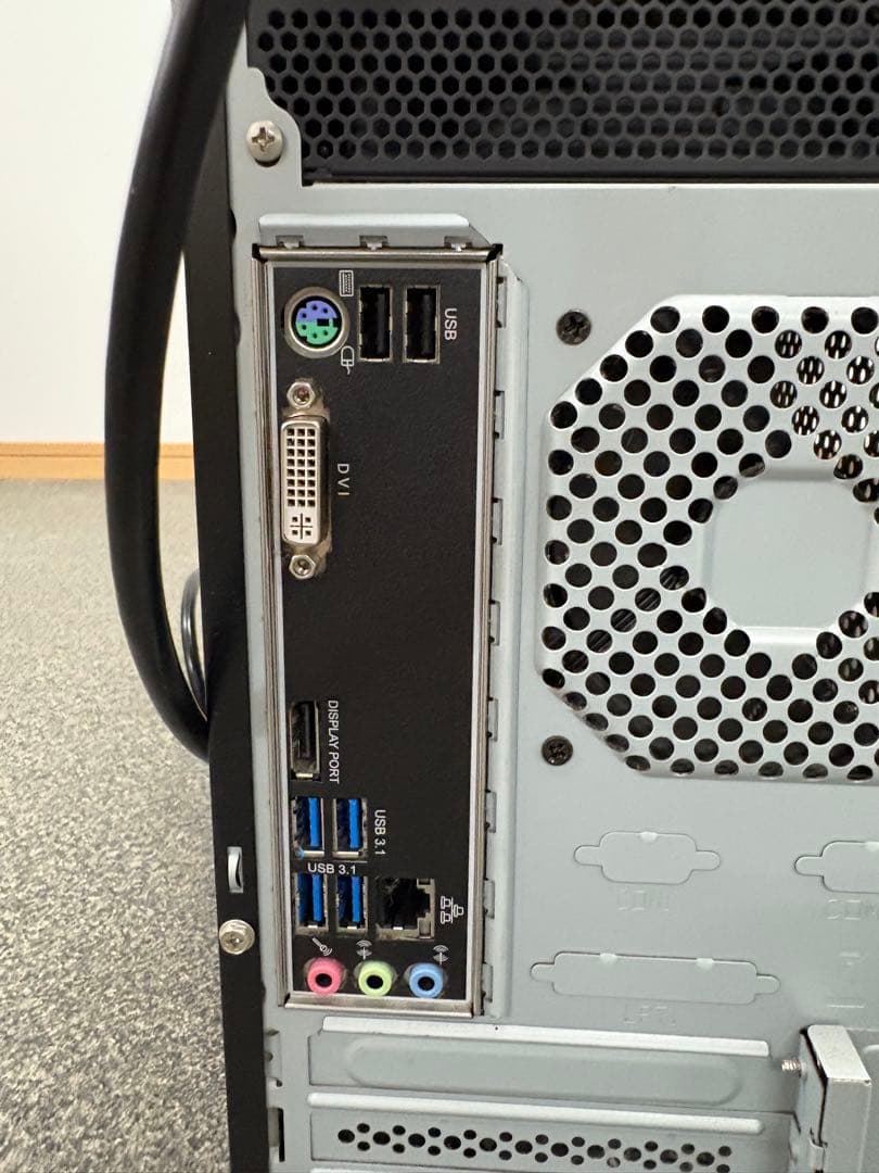 デスクトップPC ブラック タワー型