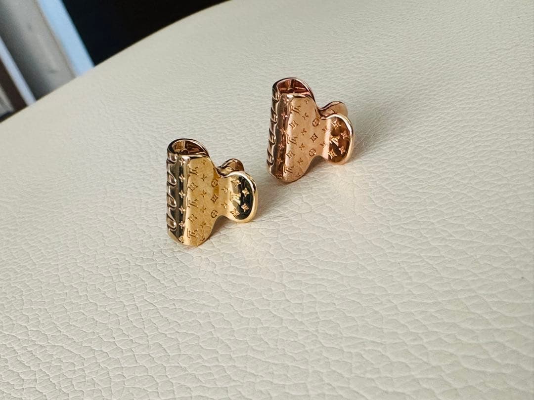 VUITTON ヴィトン メタル ゴールド ローズ ミニヘアクリップ 髪留め