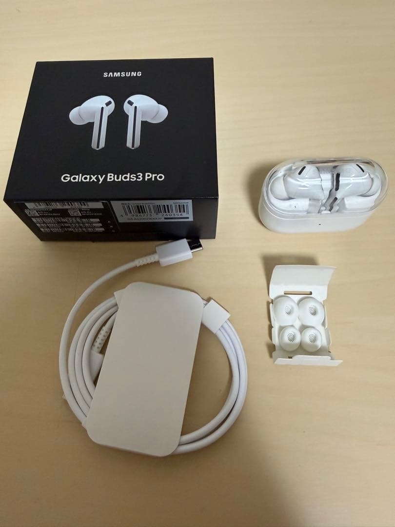 Samsung Galaxy Buds3 Pro ホワイト