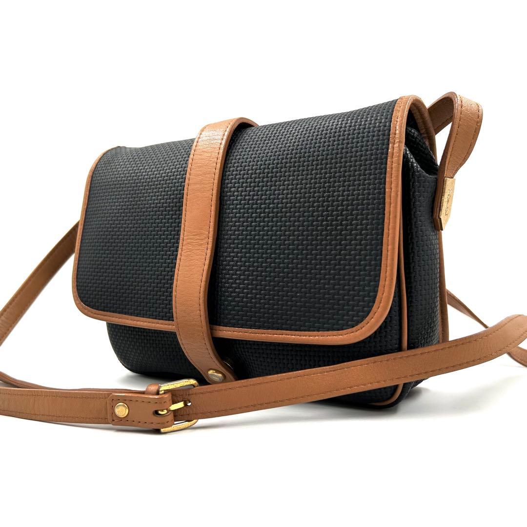 美品 イヴサンローラン 257 ショルダーバッグ PVC レザー 斜め掛け 黒