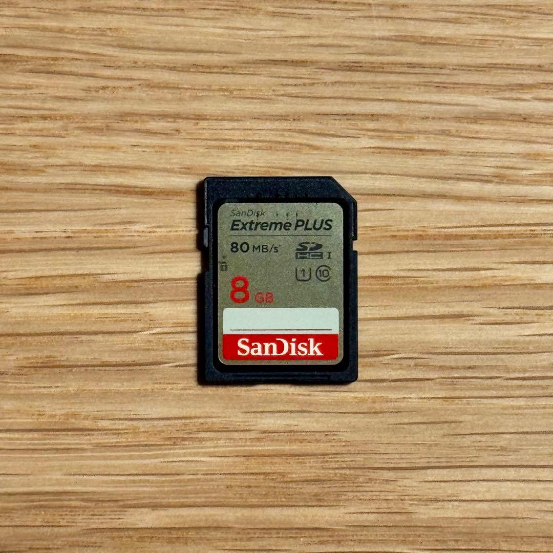 【美品】Sony ZV-E10 ミラーレス一眼 レンズキット *SDカード付