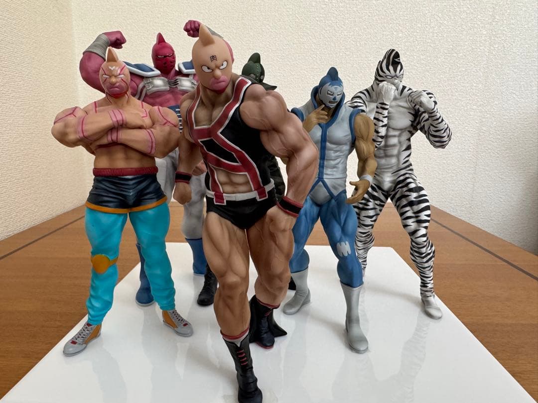 キン肉マンフィギュアUVカット加工アクリルケース付き