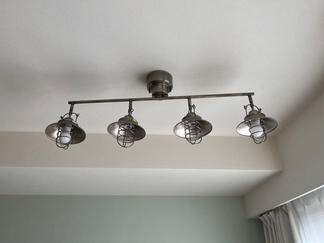 アンプール　ラウタシリーズ　シーリングライト4灯