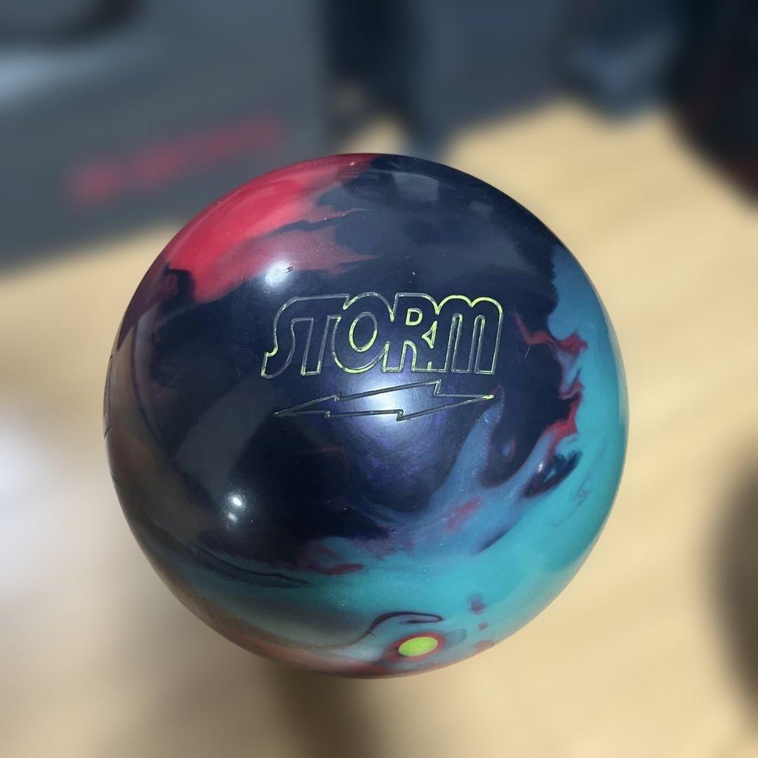 ストーム　アイデンティティ　16ポンド　サムレス　プラグ無し