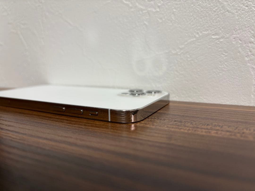 Apple iPhone 12 Pro本体