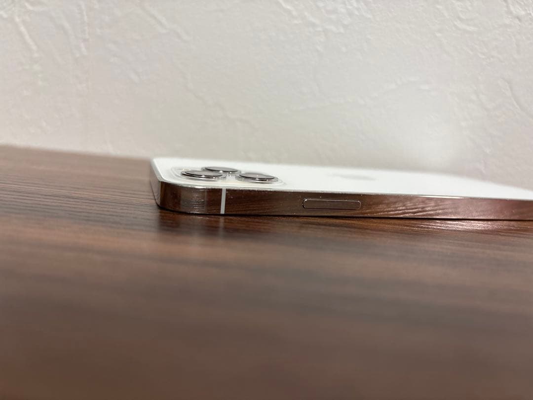 Apple iPhone 12 Pro本体