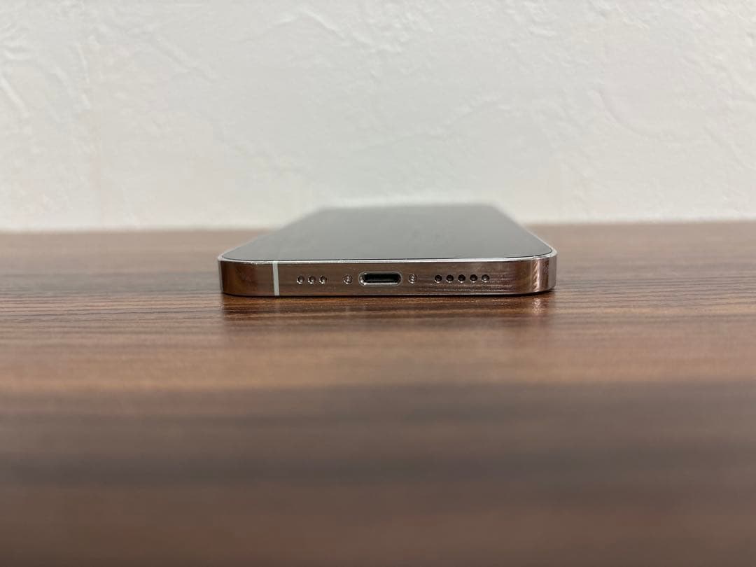 Apple iPhone 12 Pro本体