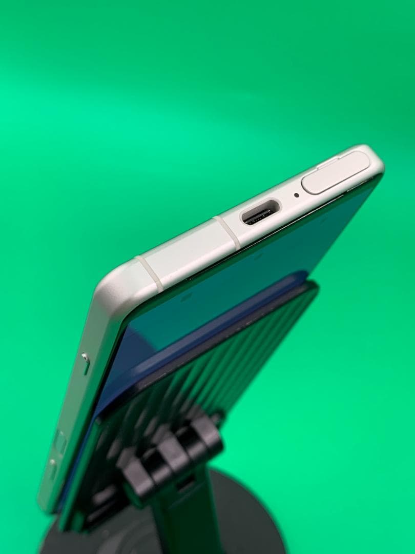 ★美品 Xperia 5 IV 128GB SIMフリー KDDI SOG09