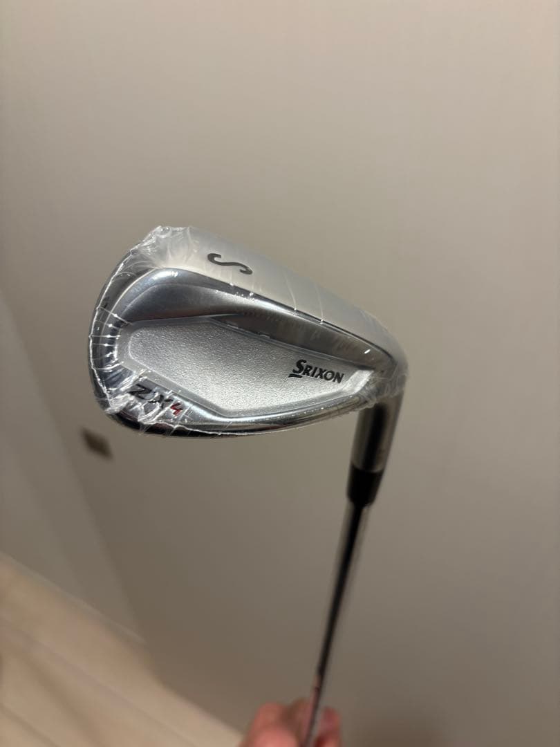 スリクソン ZX4 アイアン(SW) 【純正シャフト装着】