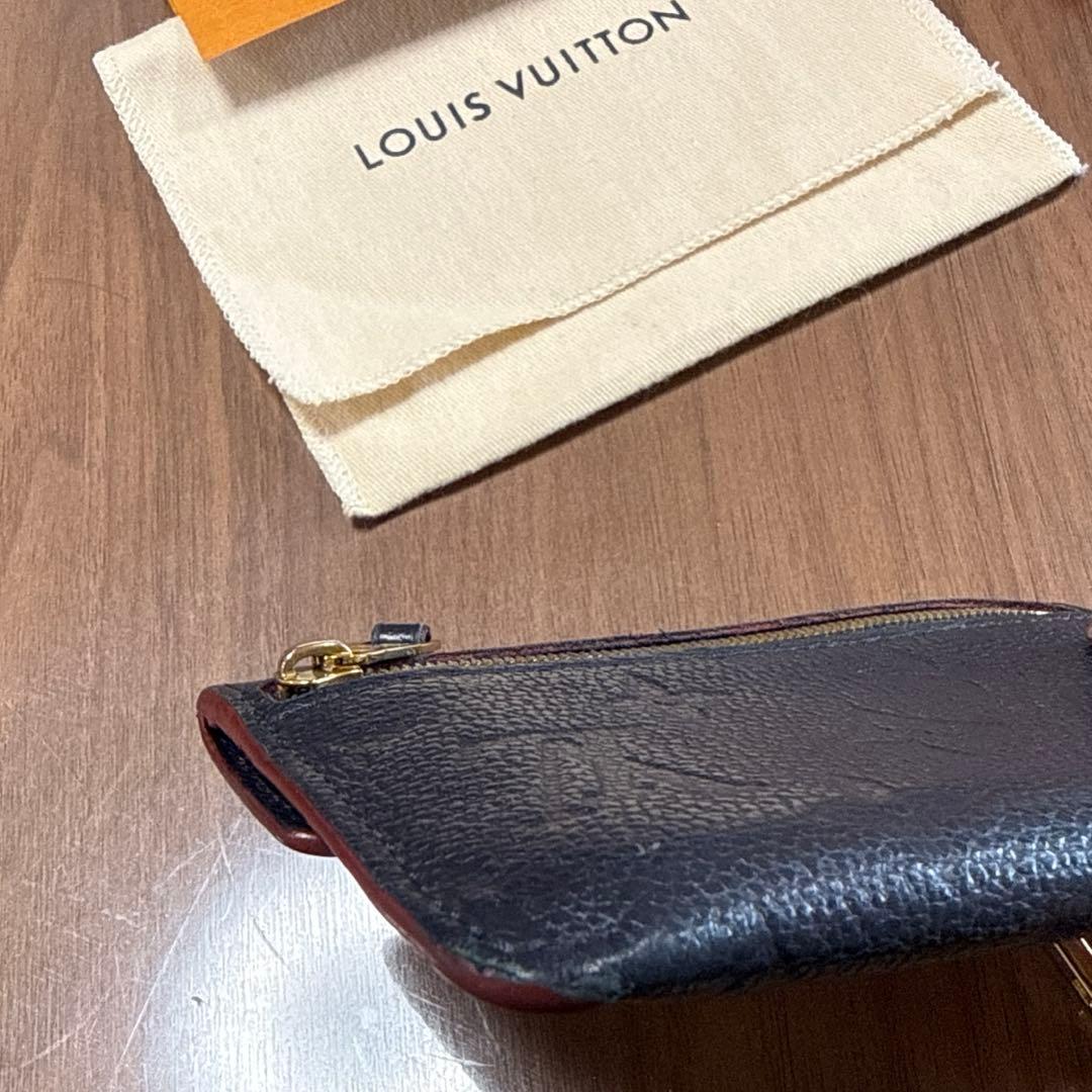 LOUIS VUITTON ネイビー ケース