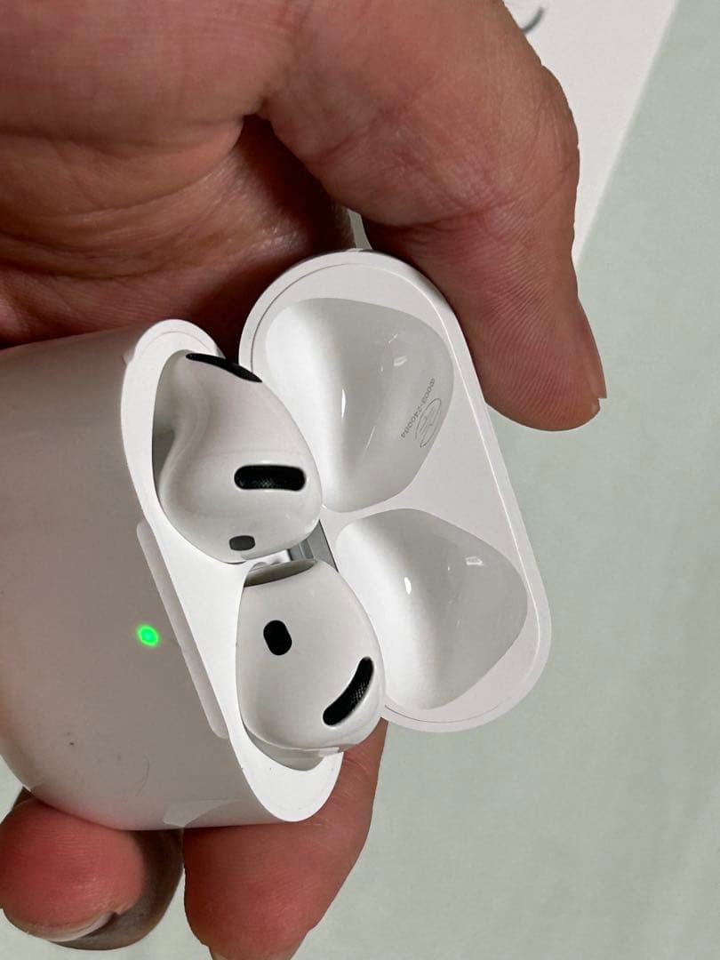 airpods 4 ノイズキャンセリング搭載モデル