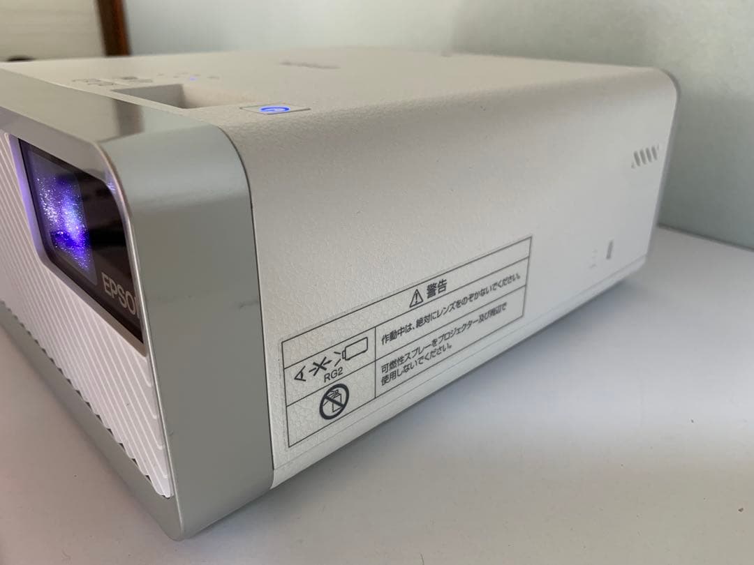 【ランプ使用時間 0H】EPSON ホーム プロジェクター EF-100W