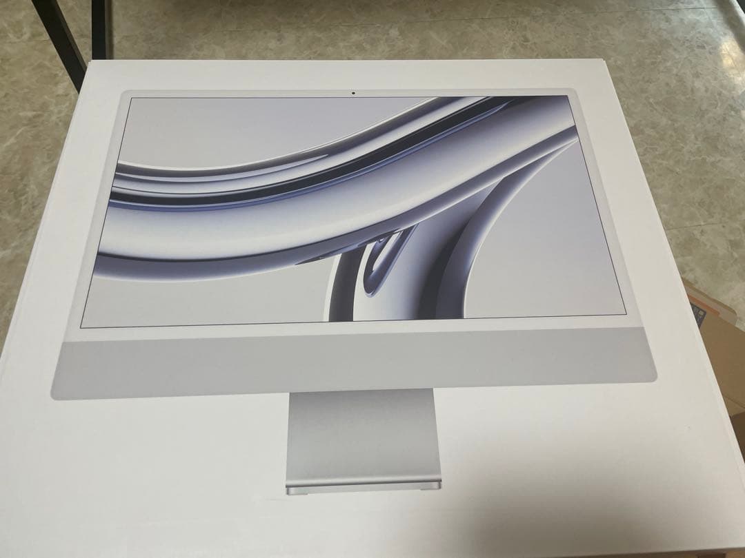 iMac (シルバー) Apple M3チップ 8GBメモリ 256GB