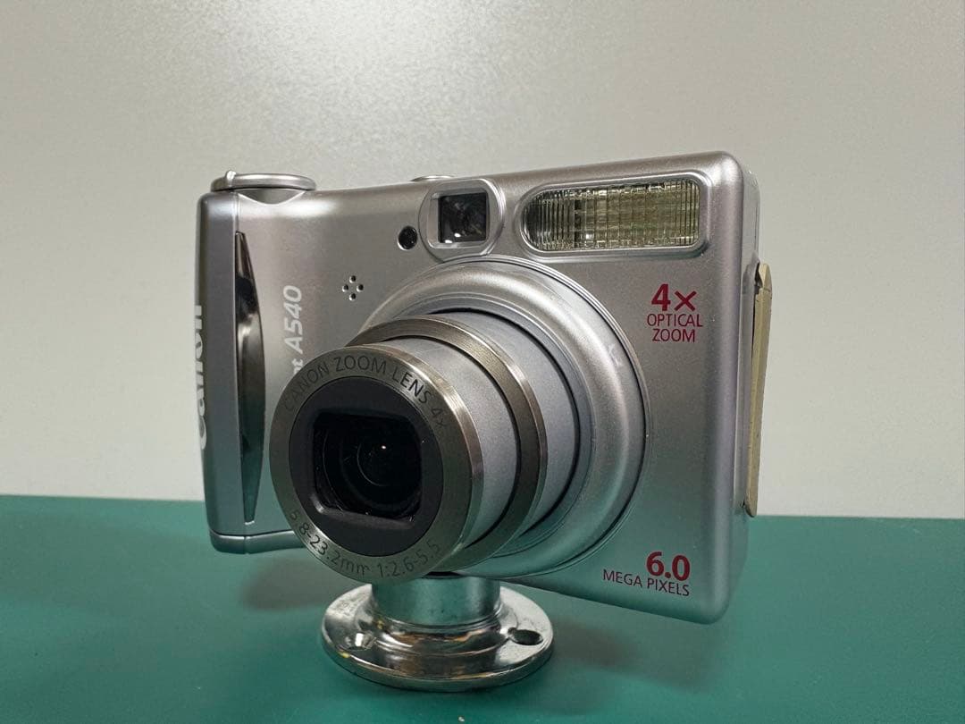 Canon PowerShot A540 中古　綺麗　新品1GB SDカード付