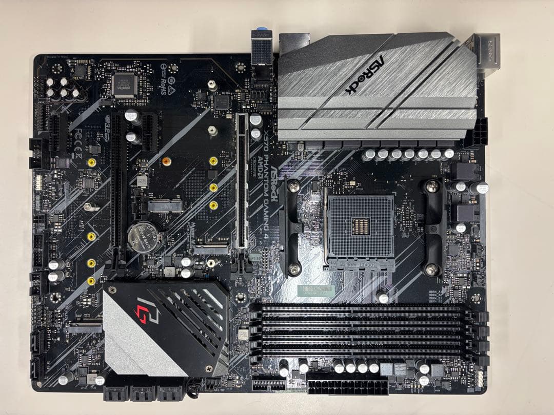 AMD マザーボード