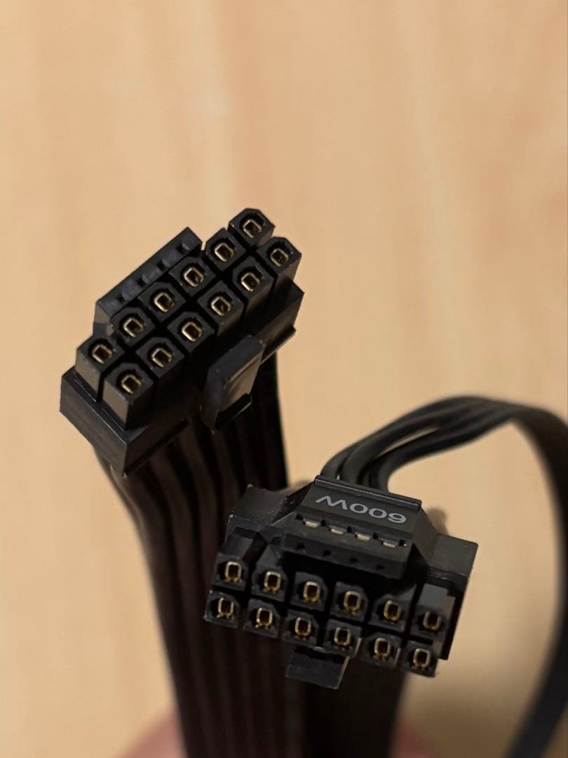 【美品】玄人志向　KRPW-PK1000W/92+ 電源ユニット