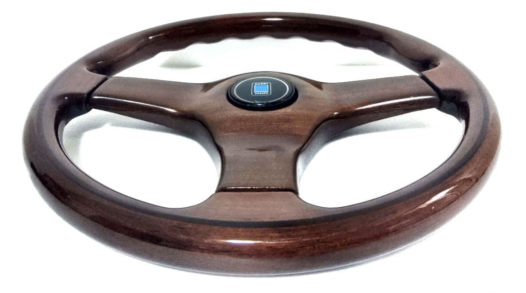 廃盤品　ナルディ ガラ3 タイプ3 マホガニー ホーンボタン付 希少