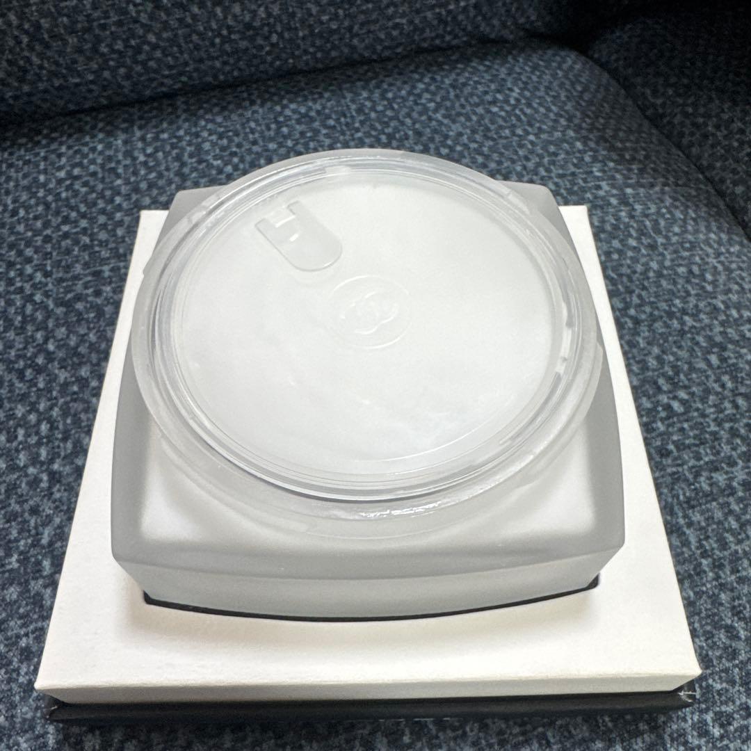 CHANEL レ ゼクスクルジフ フレッシュ ボディ クリーム 150g