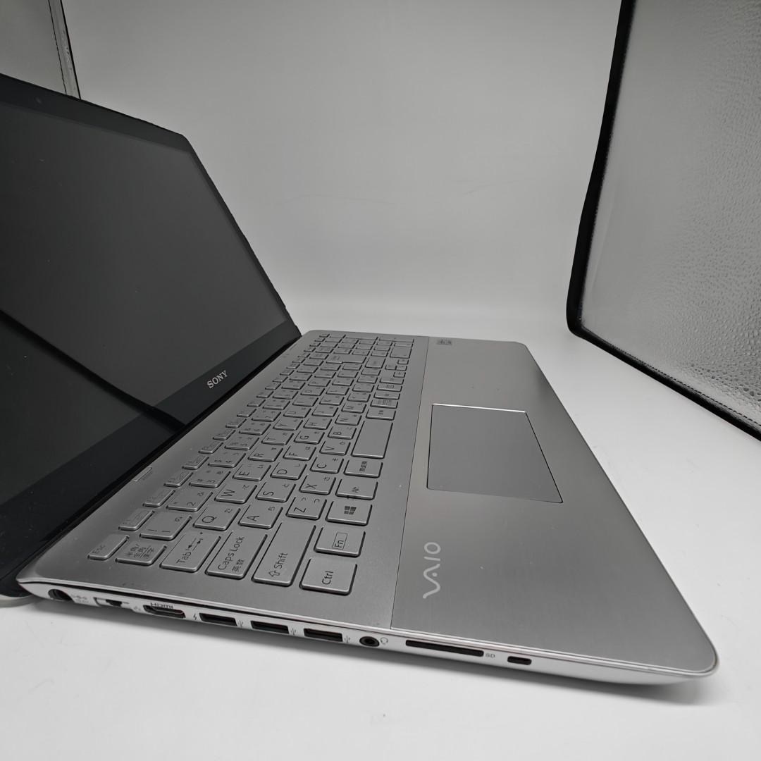 【VAIO】SVF 高性能i7 SSD256GB 12GB シルバー ノートPC