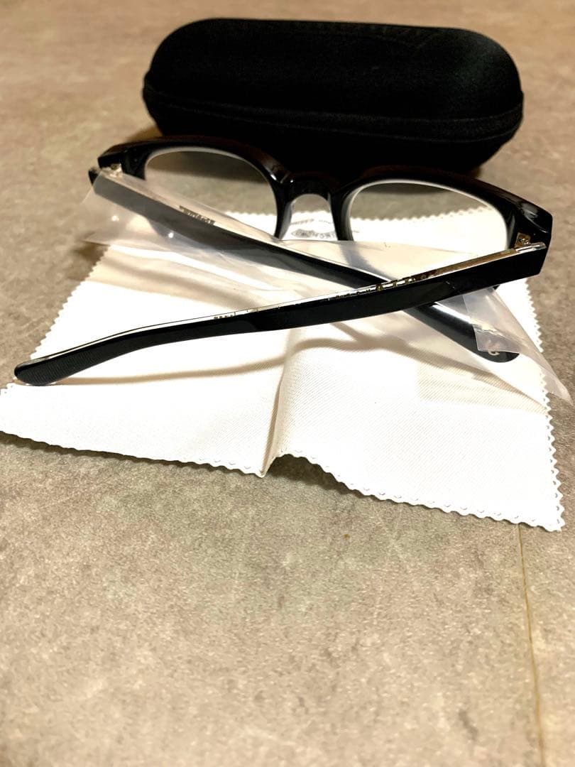 UNCROWD HELLA /BLKフレーム×レンズ(調光GRY)美品サングラス