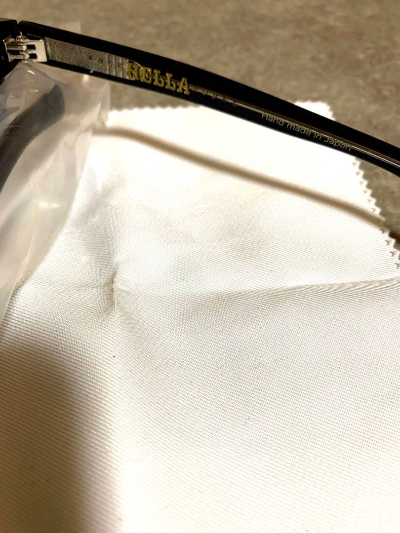 UNCROWD HELLA /BLKフレーム×レンズ(調光GRY)美品サングラス