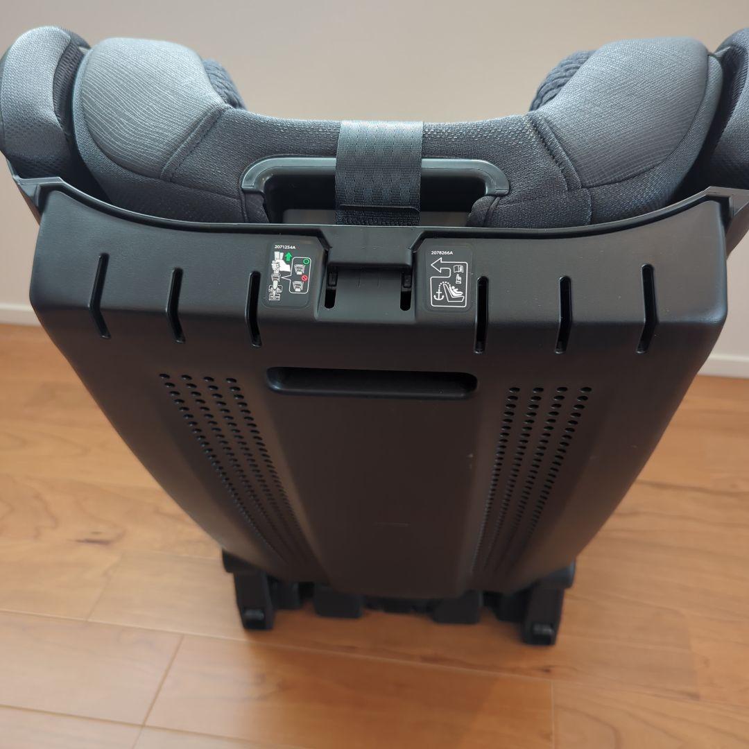 (美品)エールベベ チャイルドシート PAPATTO R ブラック