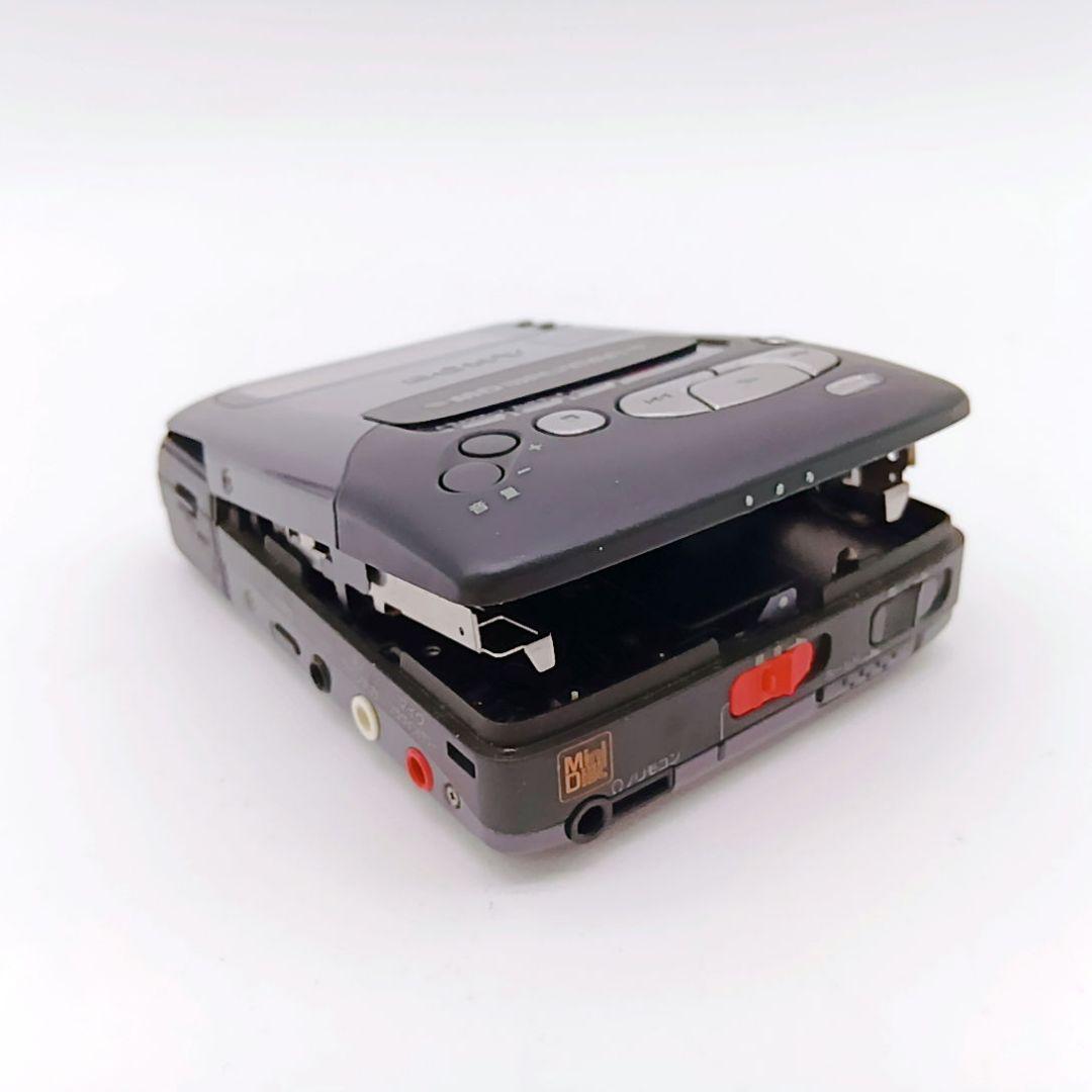 【レトロ】SONY MDウォークマン MZ-R2 通電・液晶表示確認済み