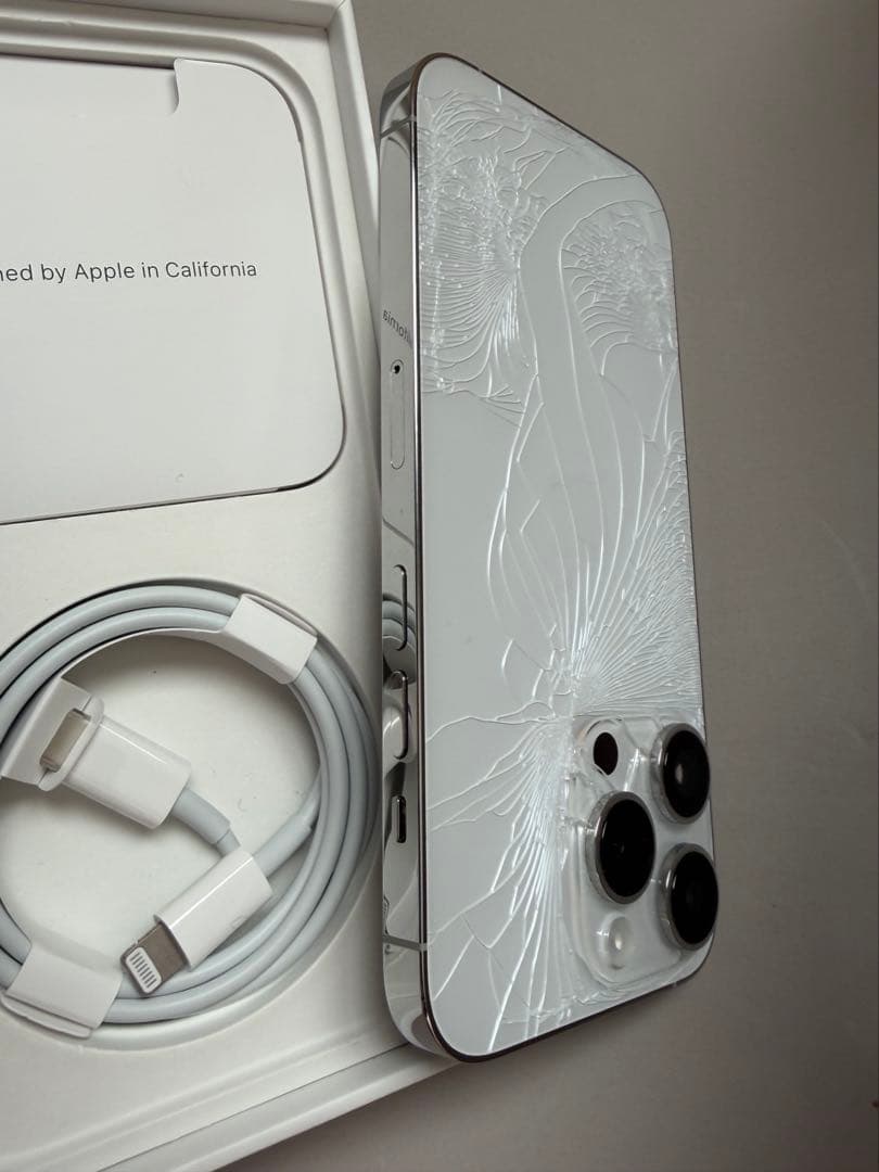 【背面割れ】Apple iPhone 14 Pro 256GB SIMフリー