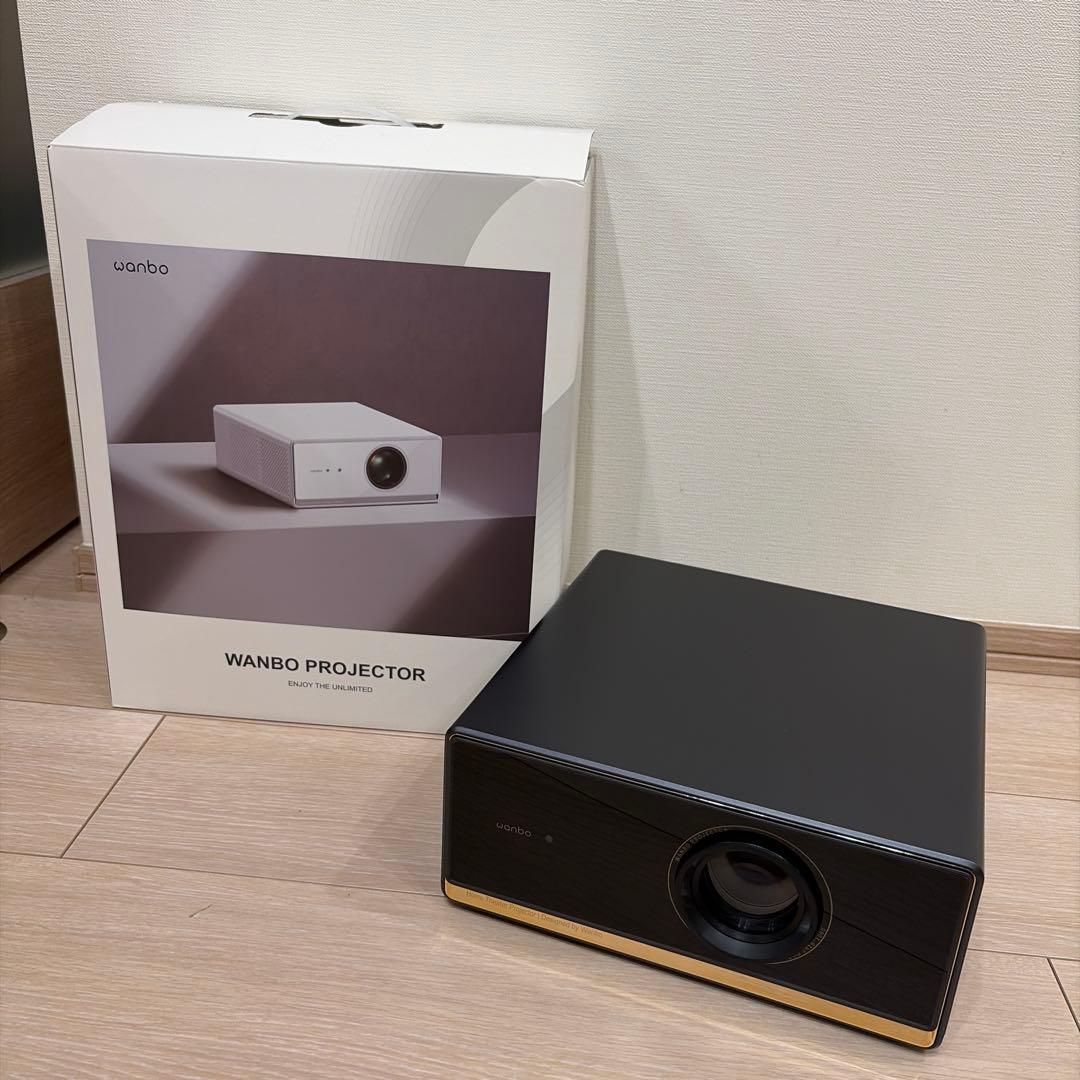 Wanbo プロジェクター 本体