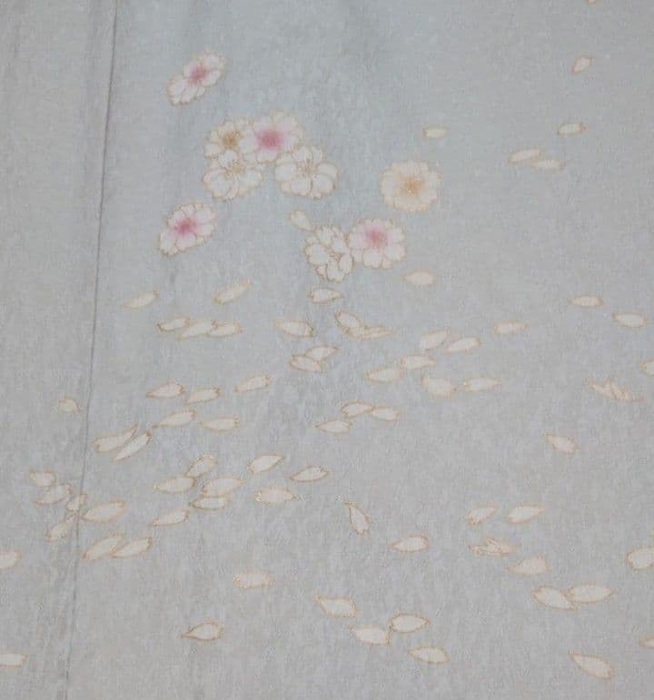 【お値下げ中】正絹 訪問着 桜吹雪 優しい水色